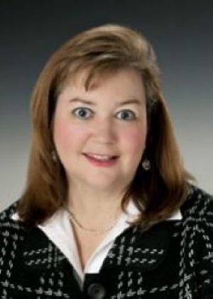 Kim Frickhoeffer Headshot
